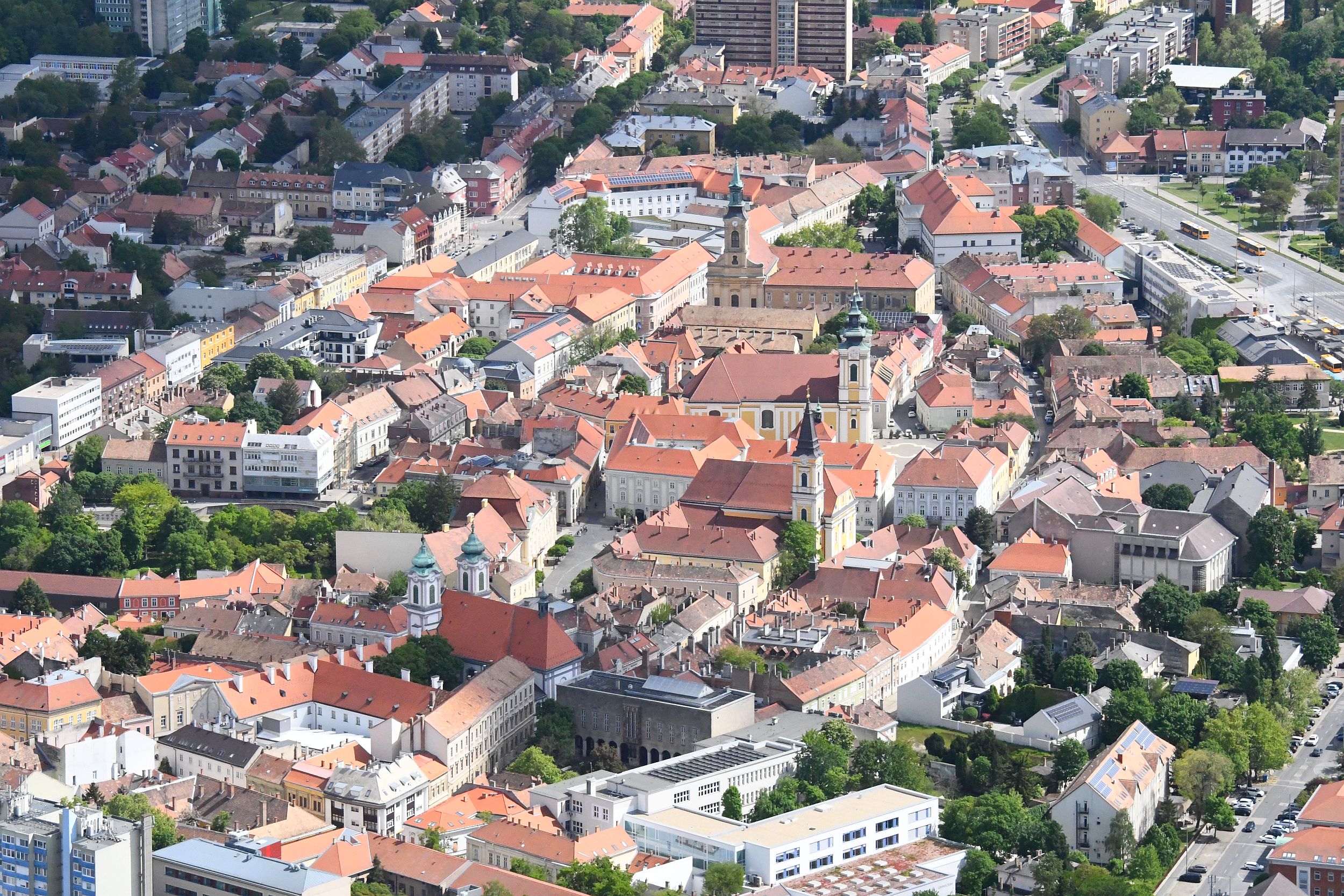 Csütörtök délután folytatódnak a Siklósi Gyula Várostörténeti Kutatóközpont városismereti sétái